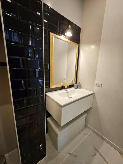 Covent Garden Apartment Cagliari Buitenkant foto